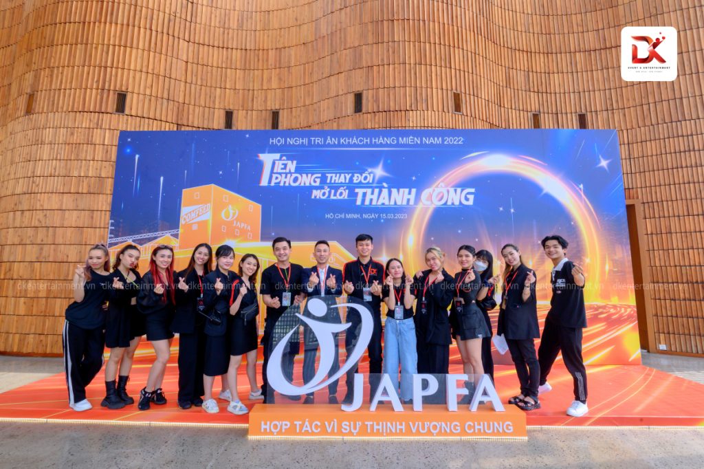 Employees and managers on stage during a year-end party, organized by DK Entertainment Media, an event organizer in Vietnam.