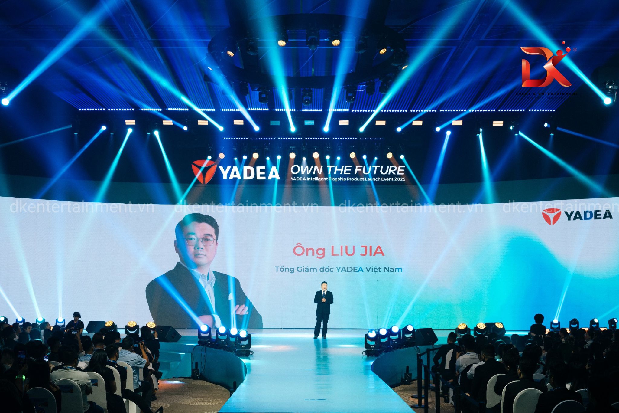 sự kiện ra mắt xe điện Yadea