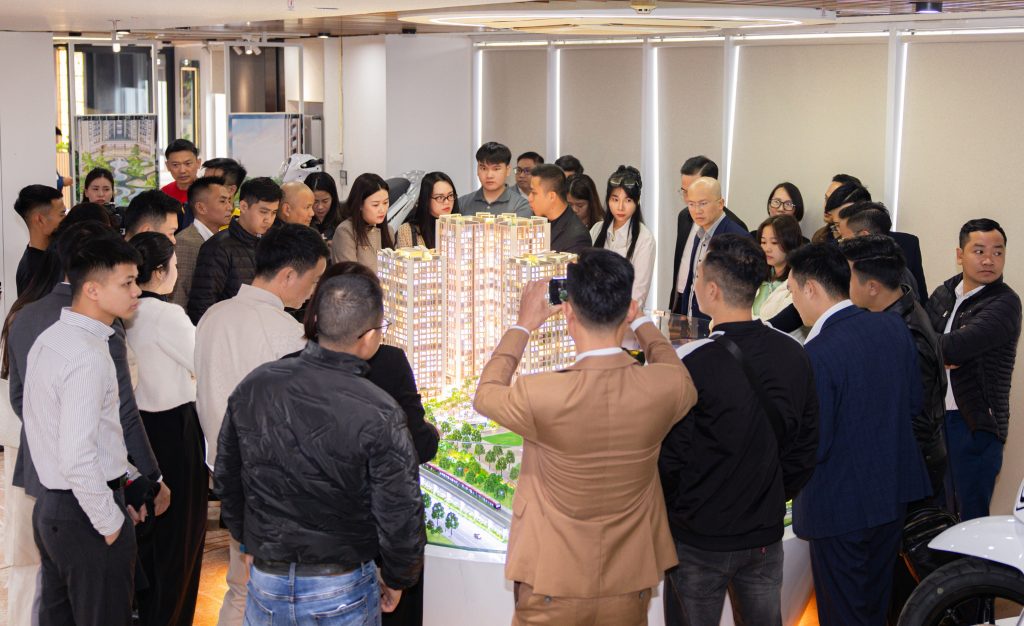 DK Entertainment Media Khánh thành Sales Gallery Ramond Holdings 2025 (1)