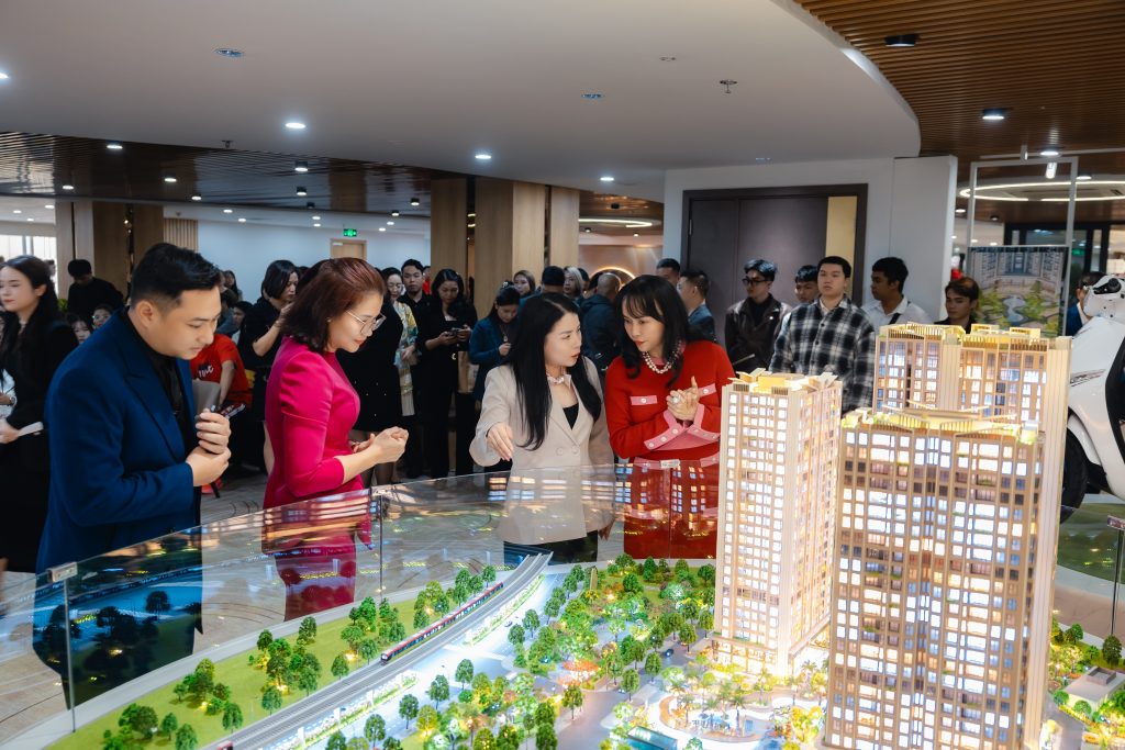 DK Entertainment Media Khánh thành Sales Gallery Ramond Holdings 2025 (11)