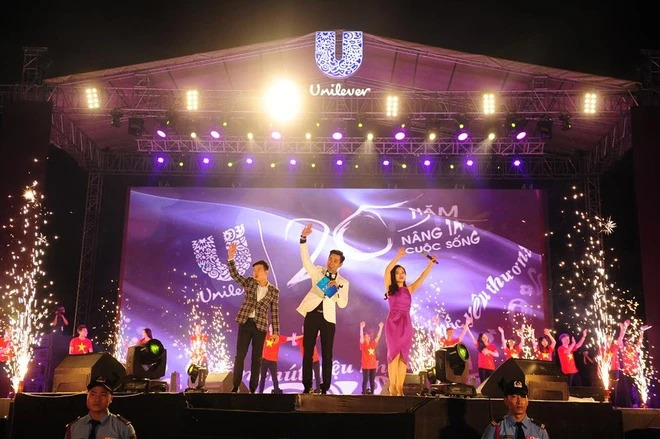 Đại Nhạc Hội Unilever 20 năm — sân khấu