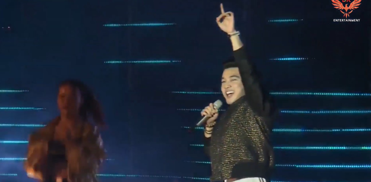 Ưng Hoàng Phúc live concert FWD