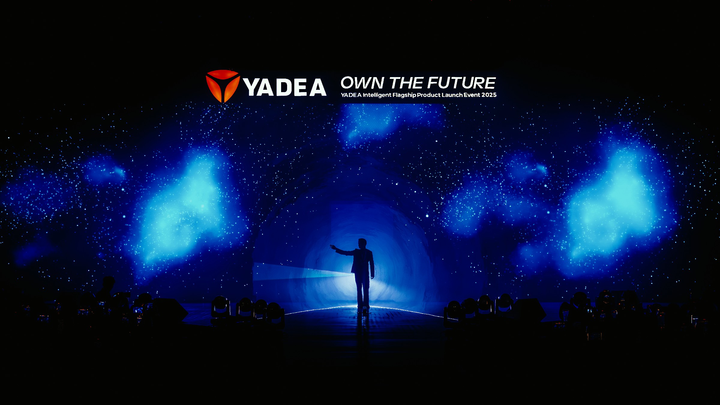 SOOBIN mở màn ra mắt Yadea 2025