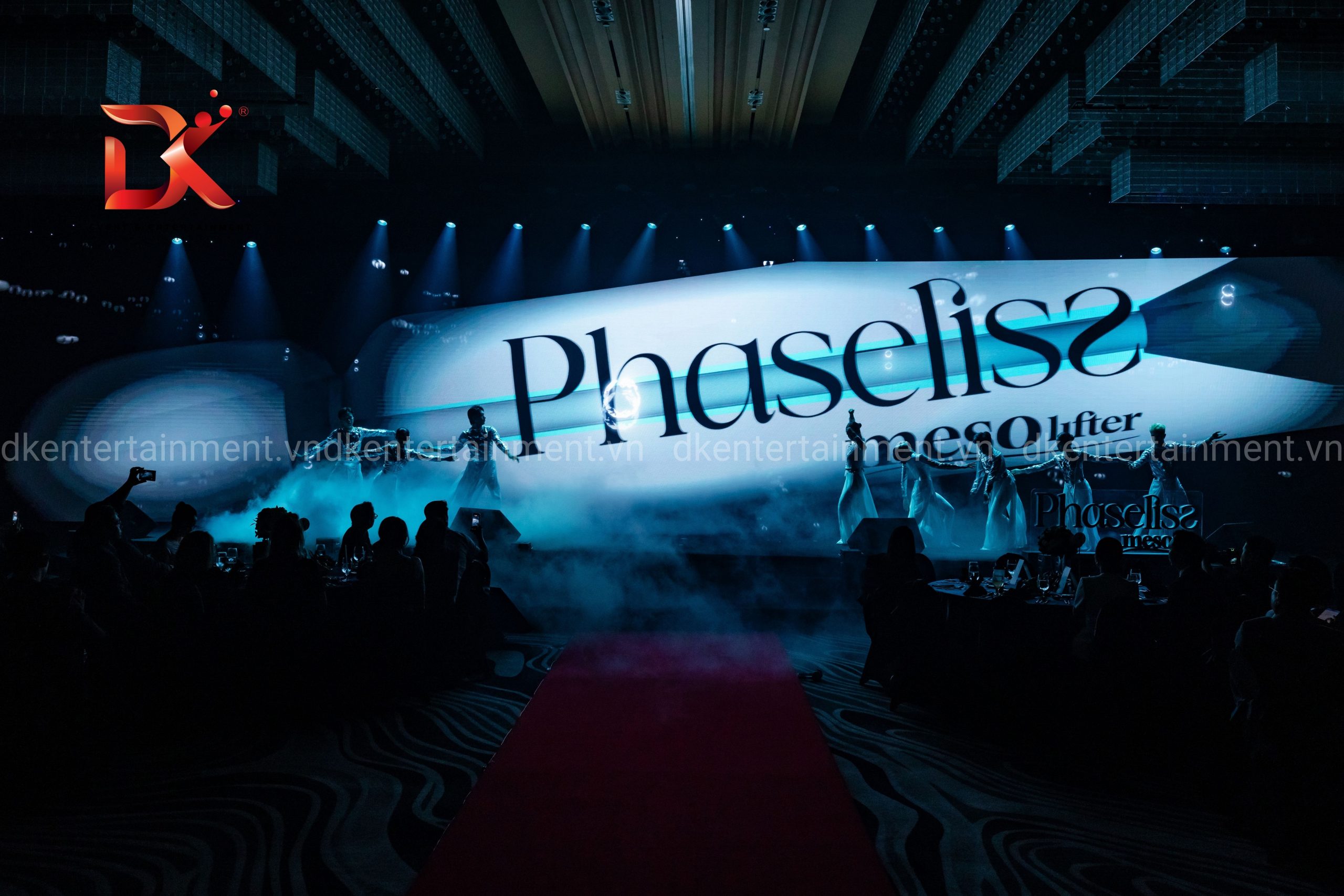 Múa tương tác Laser Mapping tại sự kiện ra mắt PHASELISS MesoLIFTER | DK Entertainment Media
