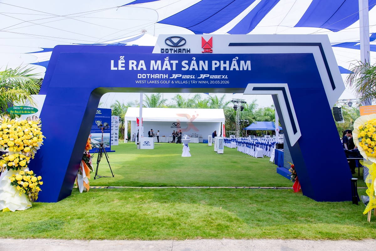Cổng chào sự kiện Lễ Ra Mắt Sản Phẩm DoThanh JP120SL JP120EXL | DK Entertainment Media